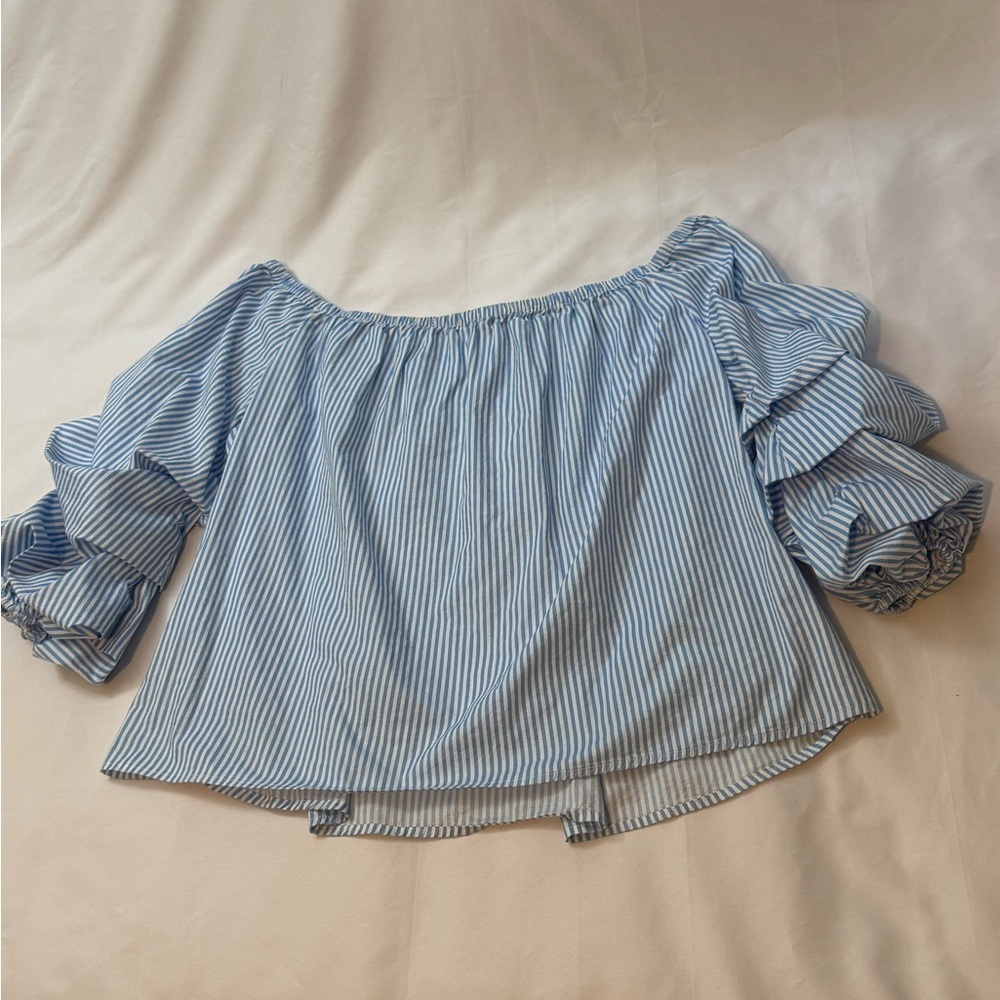 Ambiance Off the Shoulder Blue and White Striped Top Size 2X